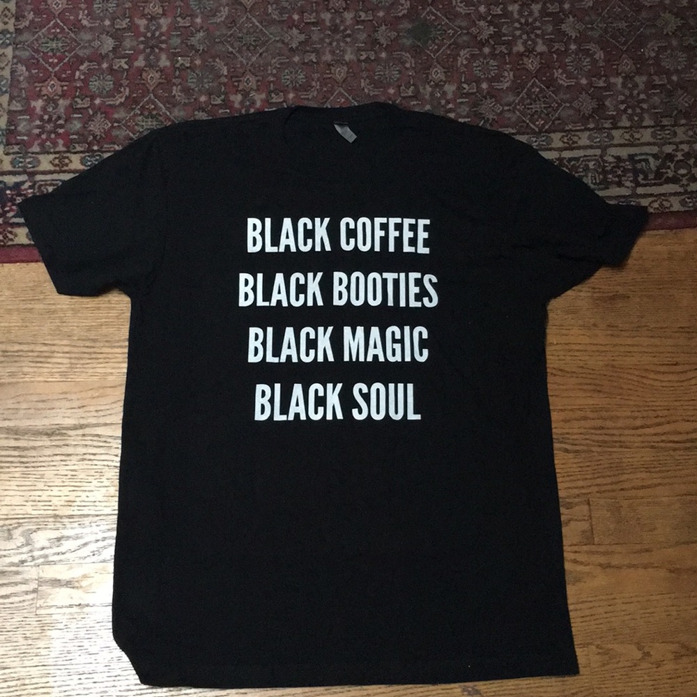 Like New Black T-Shirt